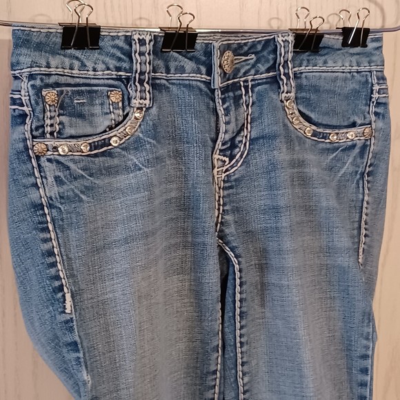 LA Idol USA Jeans, Size 5, Low-Rise, Boot Cut, 30W x 30L, Bedazzled - Picture 8 of 12
